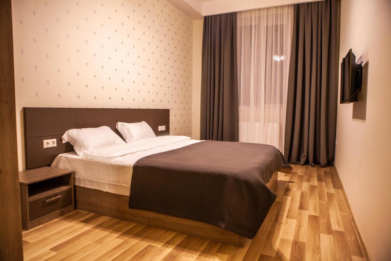 Wine Castle Hotel Tbilisi Bagian luar foto