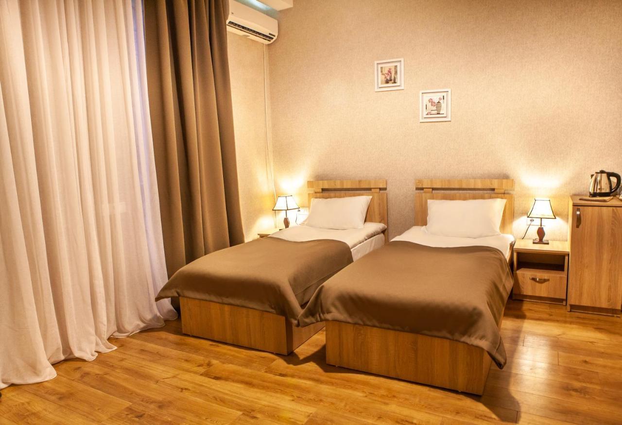 Wine Castle Hotel Tbilisi Bagian luar foto