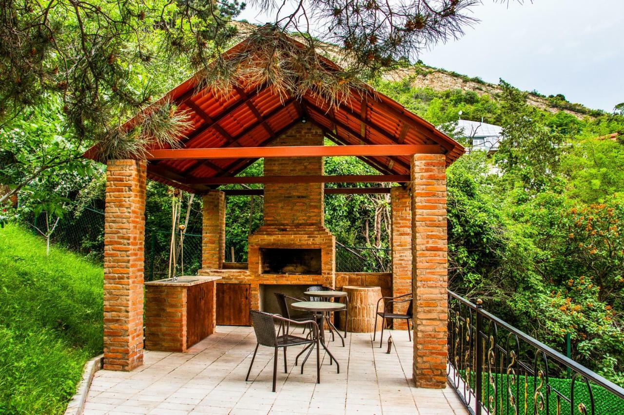 Wine Castle Hotel Tbilisi Bagian luar foto
