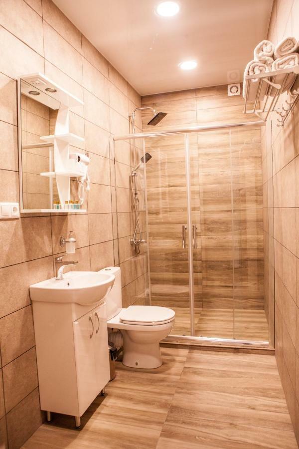 Wine Castle Hotel Tbilisi Bagian luar foto